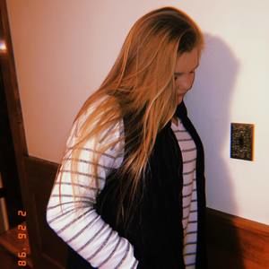 Meet your Posher, Sidney